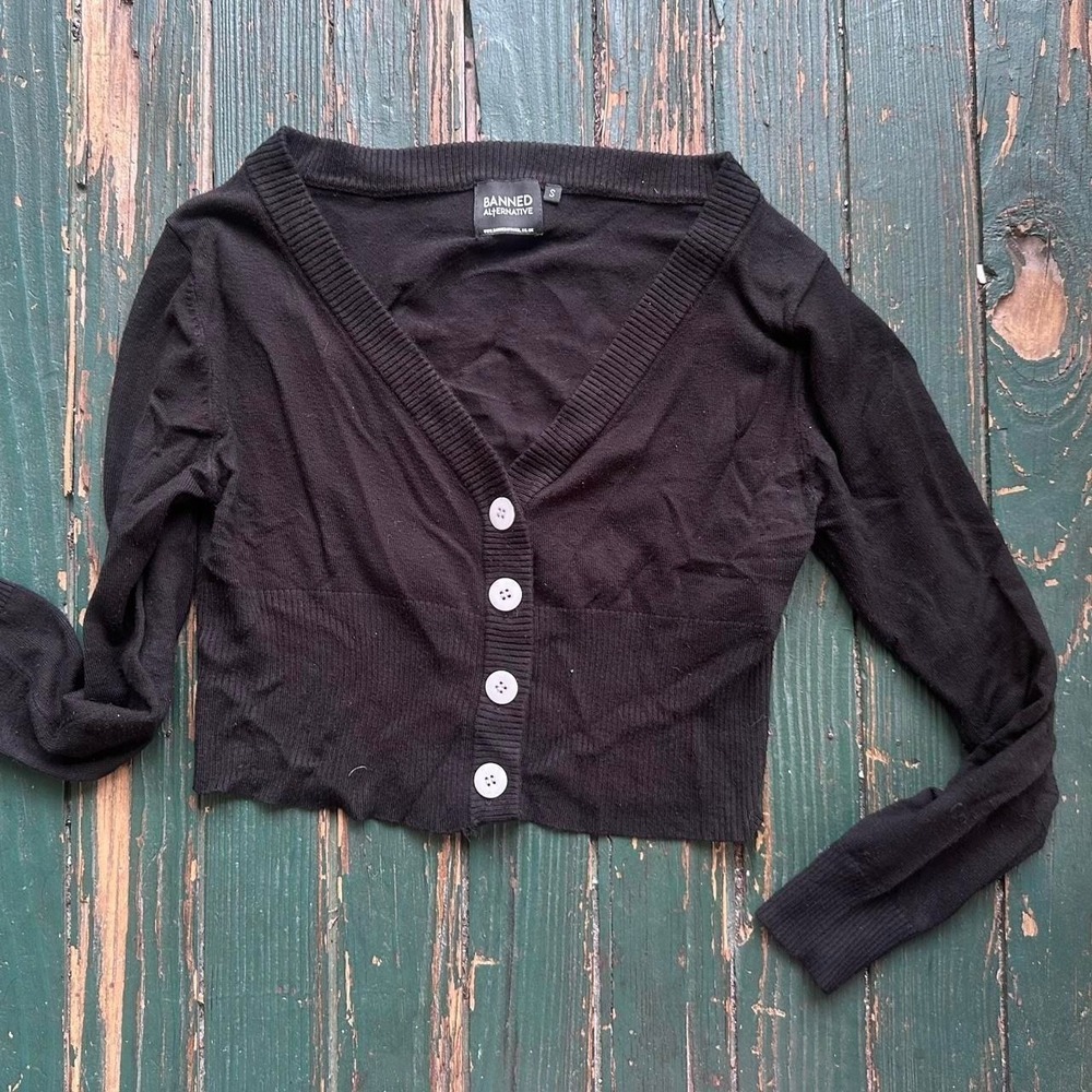Banned alternative Black cropped cardigan with button detailing